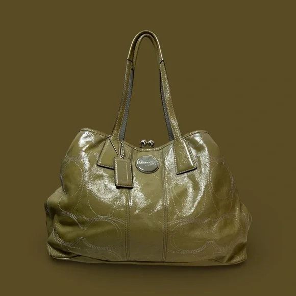 Coach Olive Green Vintage Leather Tote Bag - Picture 4 of 10